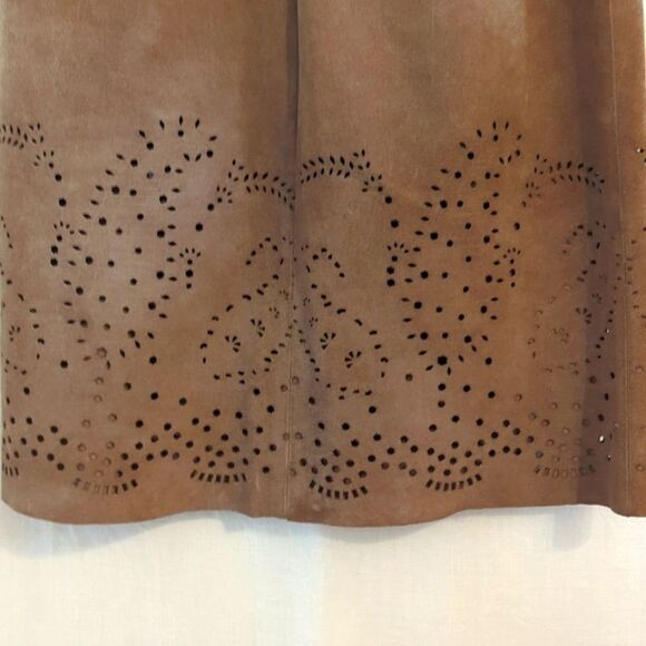 Theory Suede Skirt Laser cut Design Size 0 - Picture 5 of 7